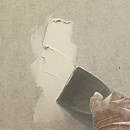 Toupret Ready To Use Wall Filler 1.5kg — Crack & Hole Repair